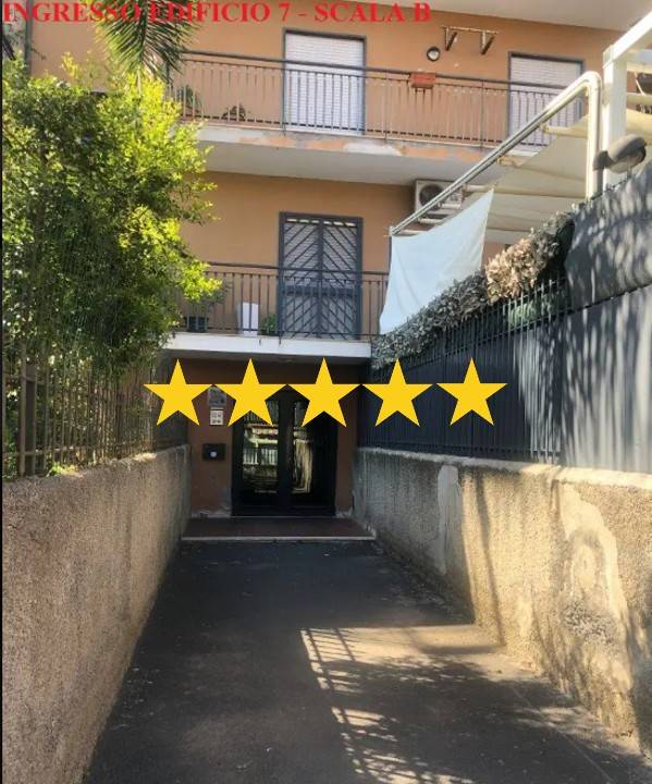 appartamento in vendita ad Aci Catena