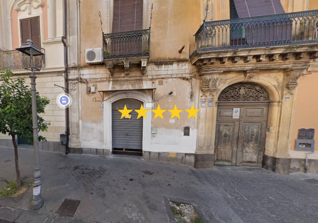 appartamento in vendita ad Aci Catena
