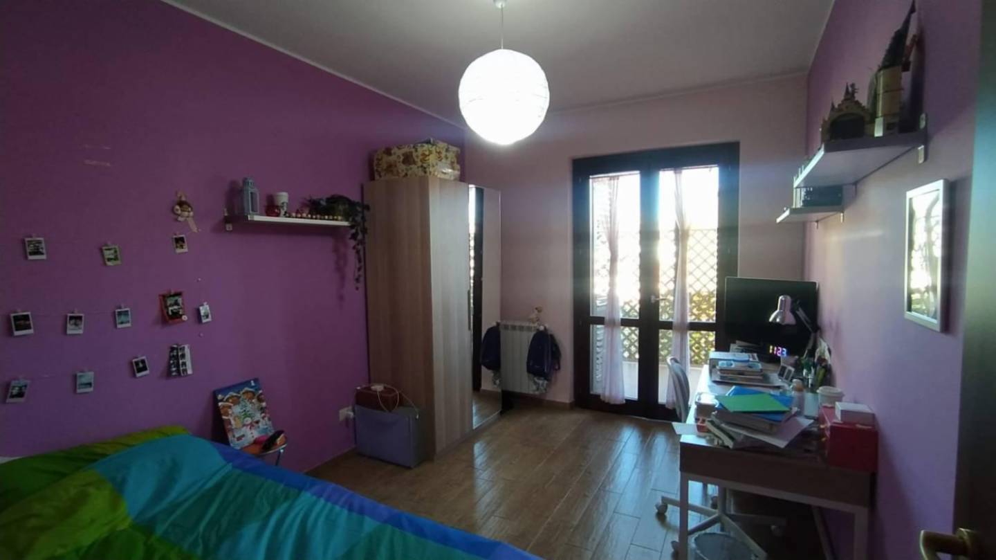 appartamento in vendita ad Aci Catena