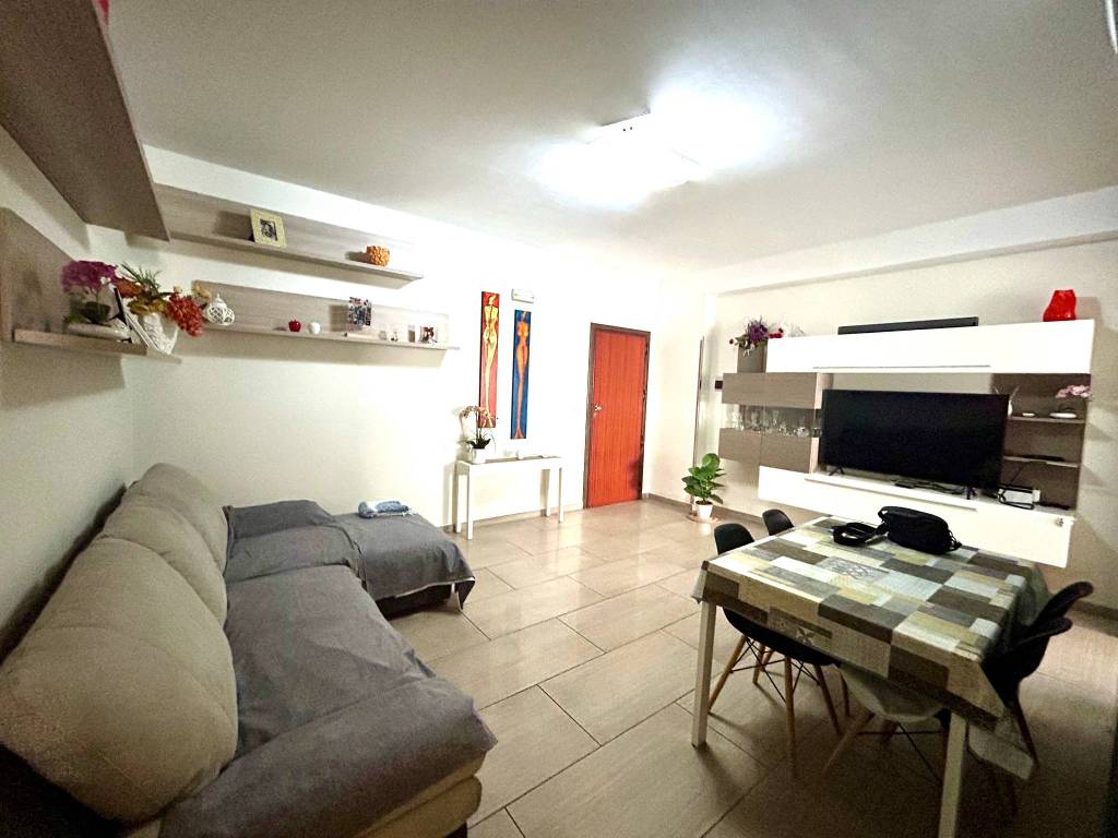 appartamento in vendita ad Aci Catena in zona San Nicolò