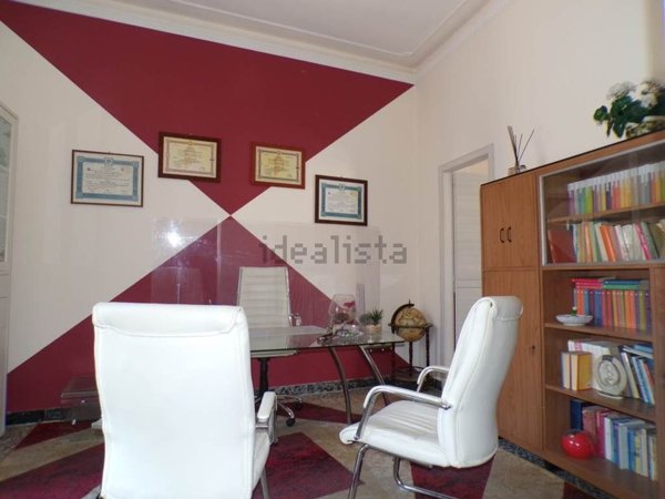 appartamento in vendita ad Aci Catena