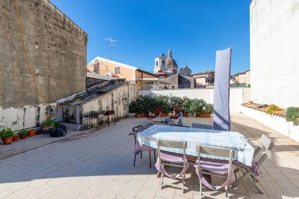 casa indipendente in vendita ad Aci Catena in zona Aci San Filippo