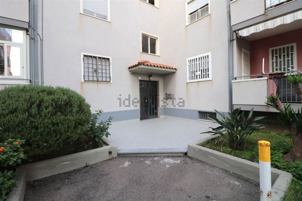 appartamento in vendita ad Aci Catena in zona Aci San Filippo