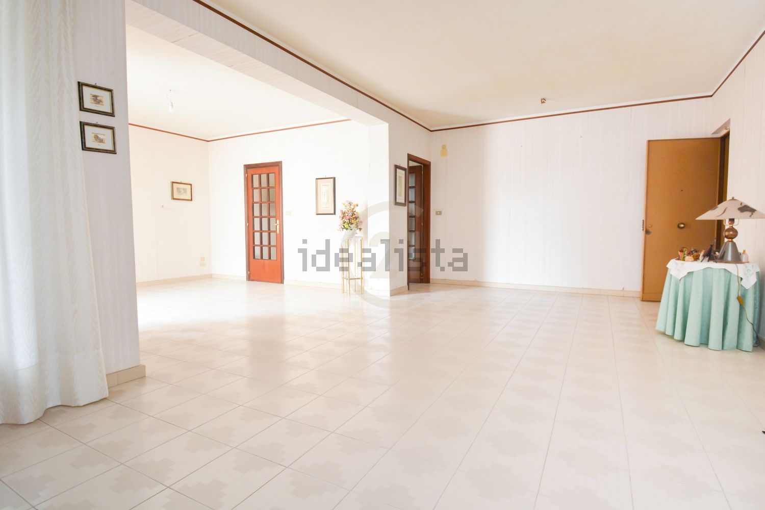 appartamento in vendita ad Aci Catena