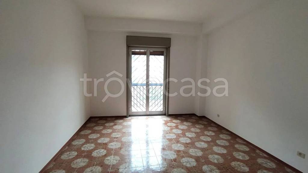 appartamento in vendita ad Aci Catena