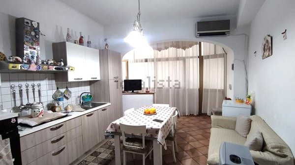 appartamento in vendita ad Aci Catena