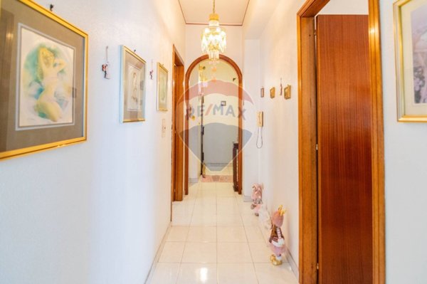 appartamento in vendita ad Aci Catena