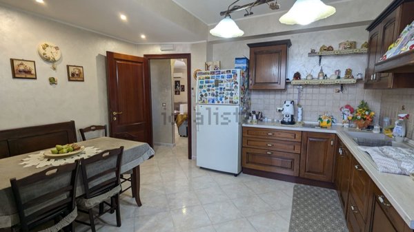 appartamento in vendita ad Aci Catena