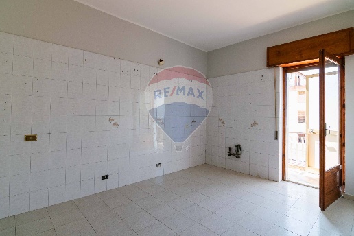 appartamento in vendita ad Aci Catena