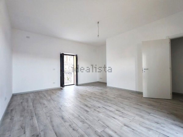 appartamento in vendita ad Aci Catena