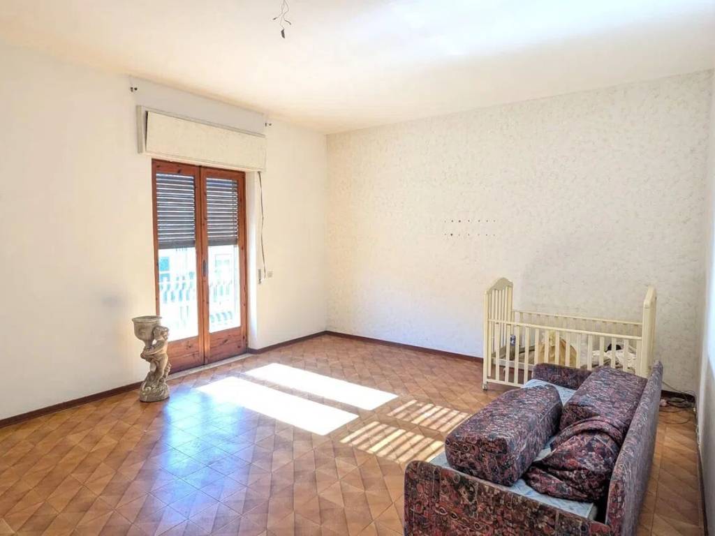 appartamento in vendita ad Aci Catena