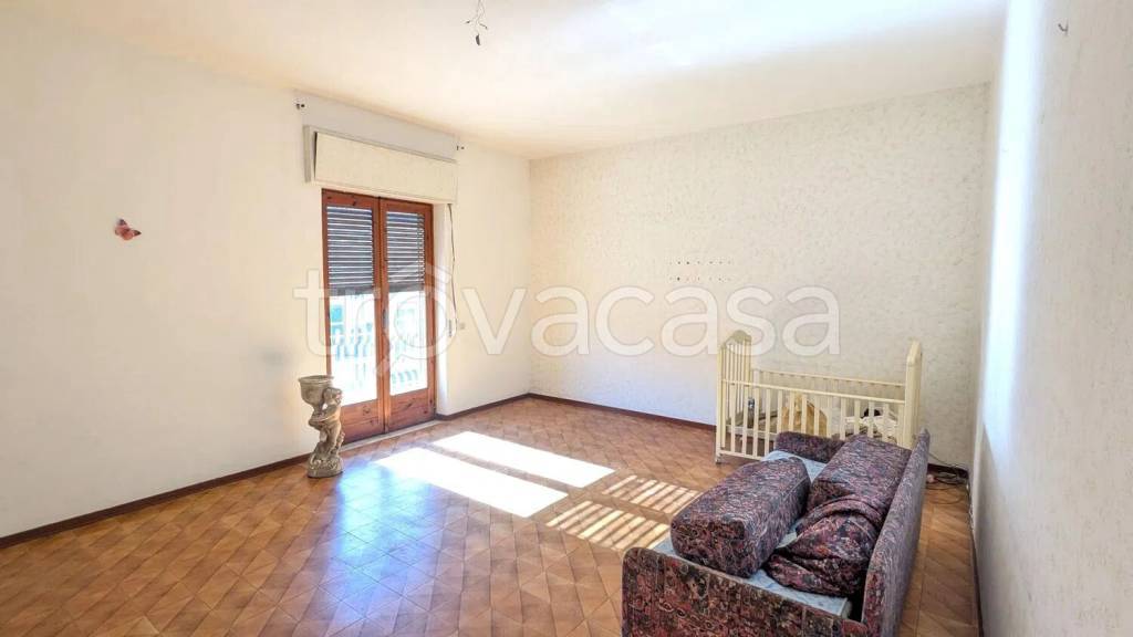 appartamento in vendita ad Aci Catena
