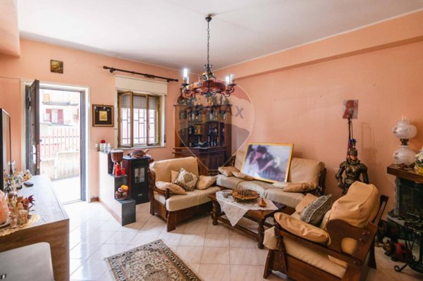 appartamento in vendita ad Aci Catena