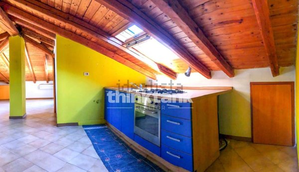 appartamento in vendita ad Aci Catena