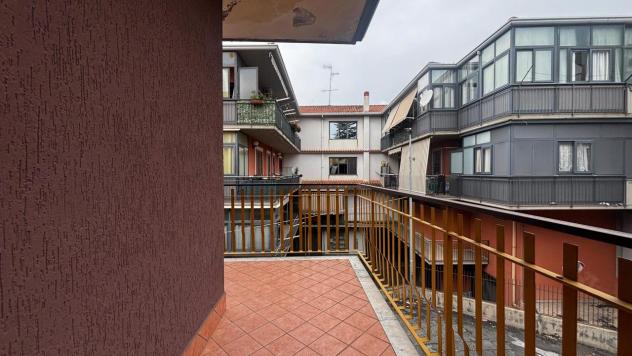 appartamento in vendita ad Aci Catena