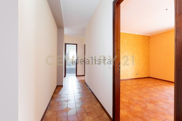 appartamento in vendita ad Aci Catena in zona San Nicolò