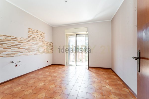 appartamento in vendita ad Aci Catena in zona San Nicolò