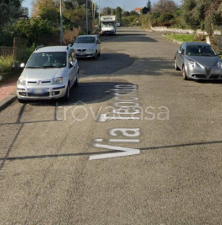 appartamento in vendita ad Aci Catena