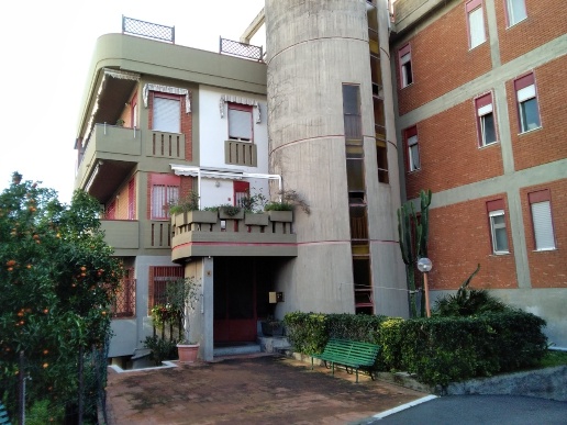 appartamento in vendita ad Aci Catena