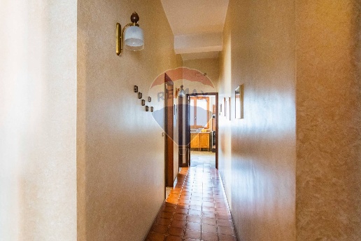 appartamento in vendita ad Aci Catena