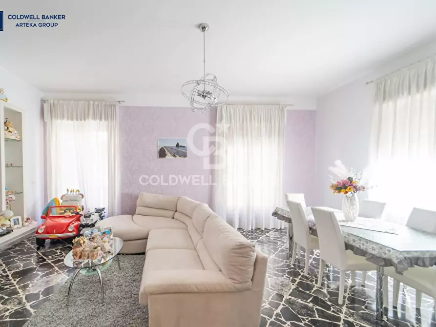 appartamento in vendita ad Aci Catena