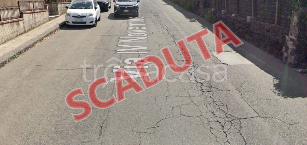 appartamento in vendita ad Aci Catena