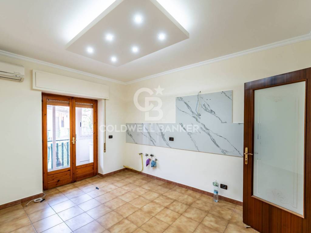 appartamento in vendita ad Aci Catena