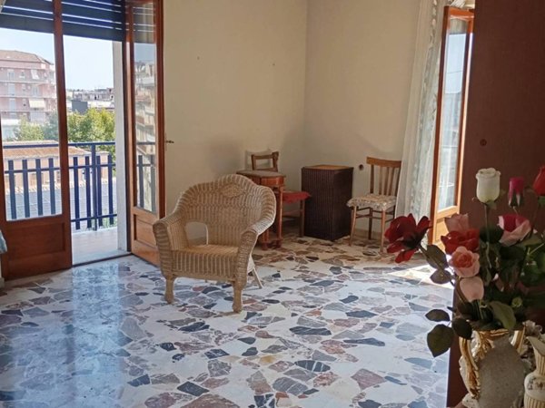 appartamento in vendita ad Aci Catena