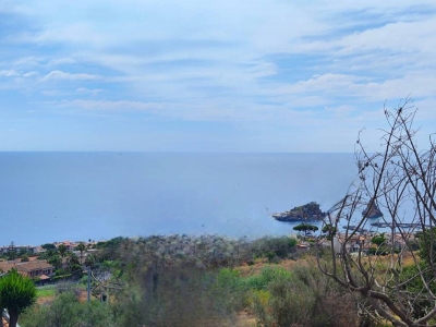casa indipendente in vendita ad Aci Catena