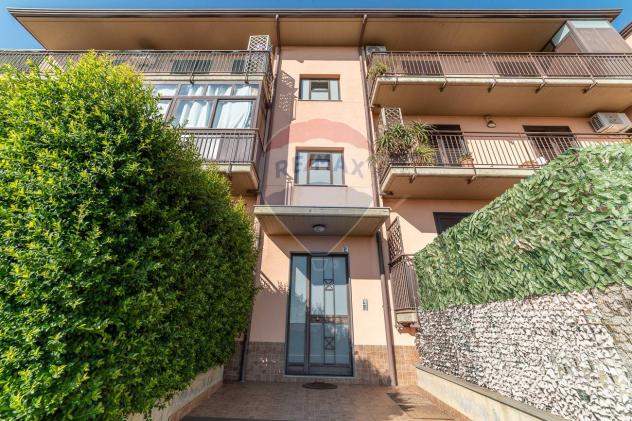 appartamento in vendita ad Aci Catena