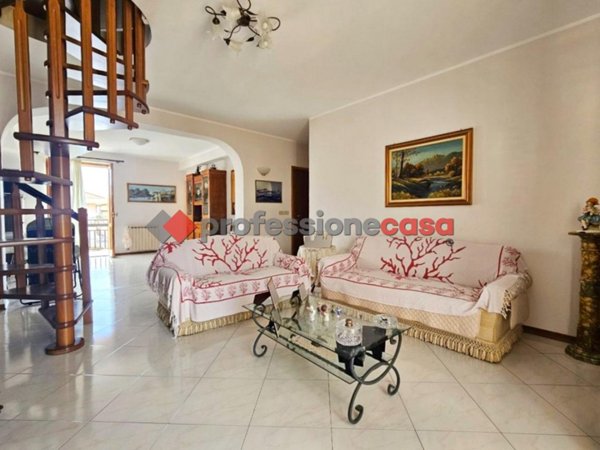 appartamento in vendita ad Aci Catena in zona San Nicolò