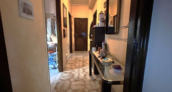 appartamento in vendita ad Aci Catena