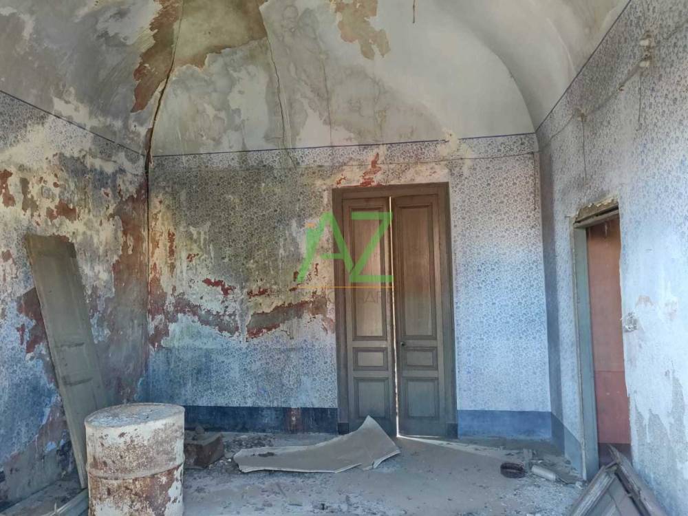 casa indipendente in vendita ad Aci Catena