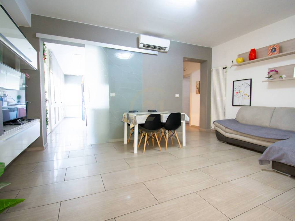 appartamento in vendita ad Aci Catena in zona San Nicolò