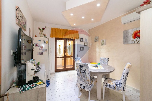 appartamento in vendita ad Aci Catena