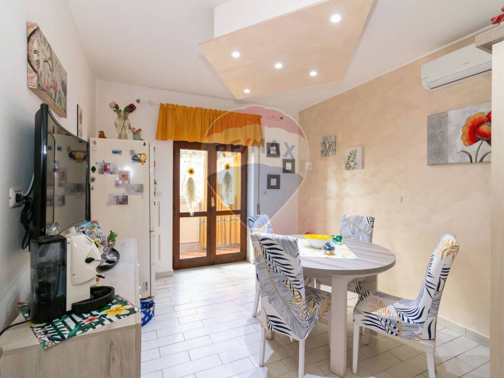 appartamento in vendita ad Aci Catena