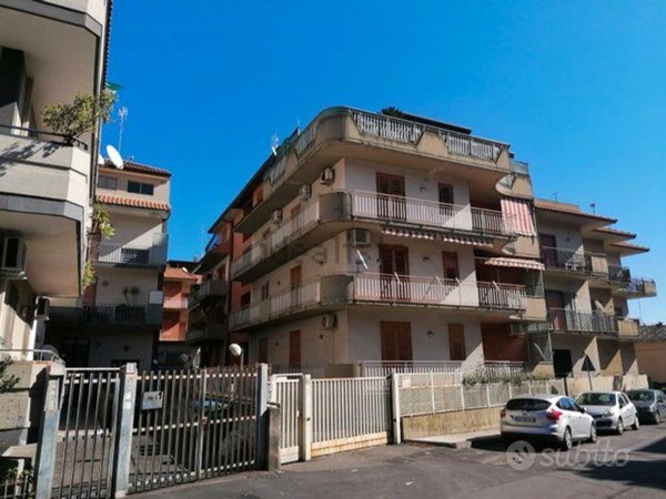 appartamento in vendita ad Aci Catena in zona San Nicolò