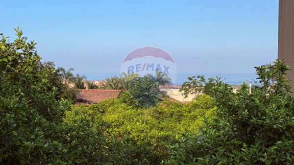 terreno agricolo in vendita ad Aci Catena