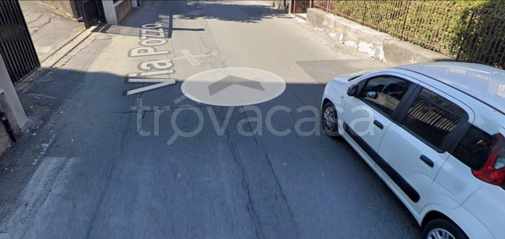 appartamento in vendita ad Aci Catena