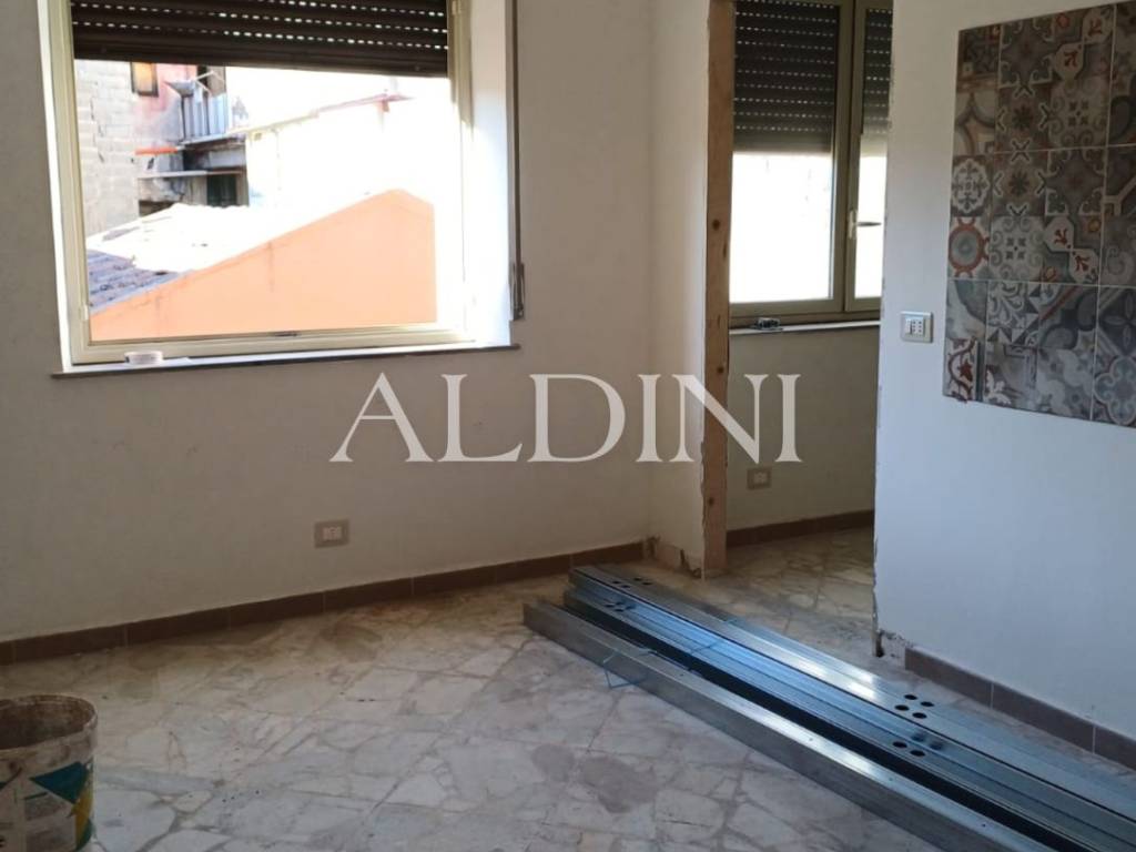 intera palazzina in vendita ad Aci Catena