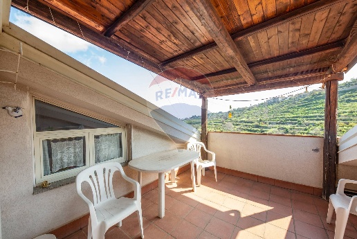 appartamento in vendita ad Aci Catena in zona San Nicolò