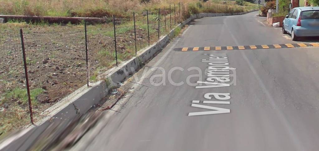 casa indipendente in vendita ad Aci Catena in zona Vampolieri