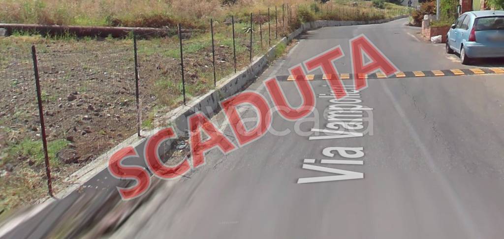 casa indipendente in vendita ad Aci Catena in zona Vampolieri