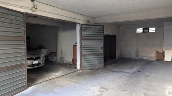 appartamento in vendita ad Aci Catena