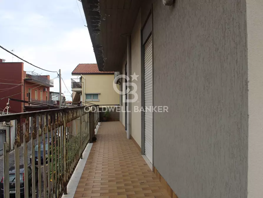 appartamento in vendita ad Aci Catena