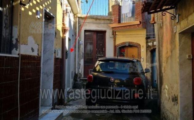 appartamento in vendita ad Aci Catena