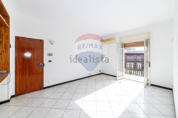 appartamento in vendita ad Aci Catena
