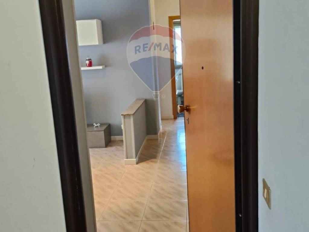 appartamento in vendita ad Aci Catena