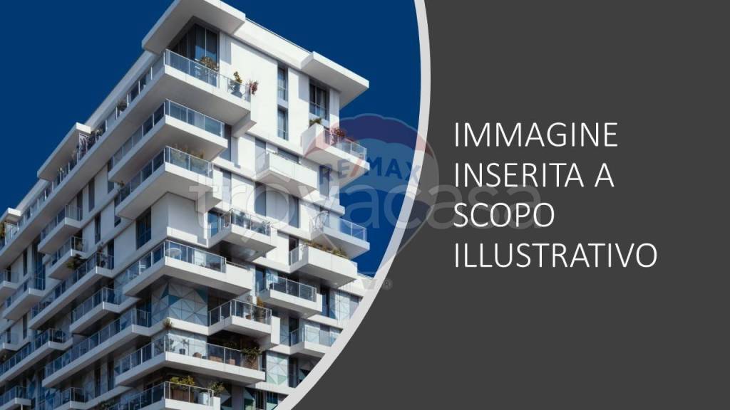 appartamento in vendita ad Aci Catena