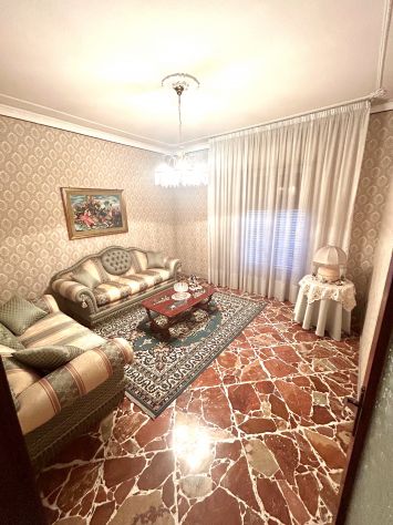 appartamento in vendita ad Aci Catena